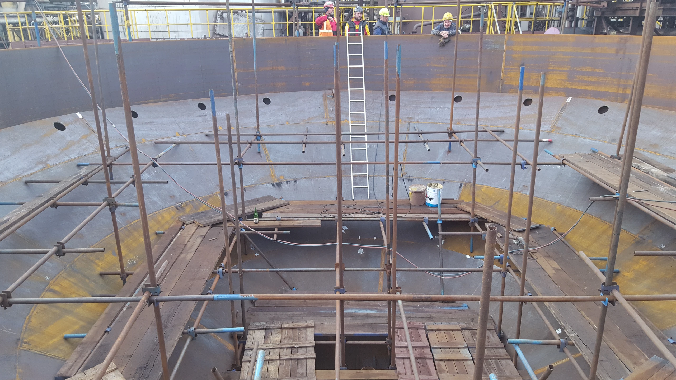 Specialista na povrchové úpravy kovů...